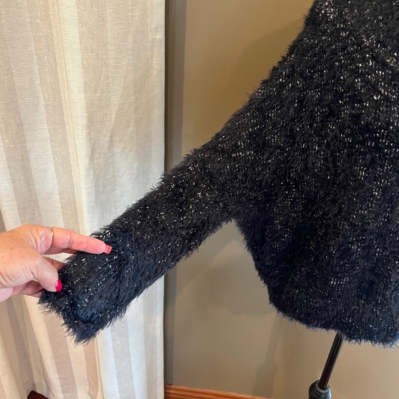 Express Black Speckled Chunky Knit Sweater Oversized Dolman Sleeve, Size Medium - Picture 5 of 9